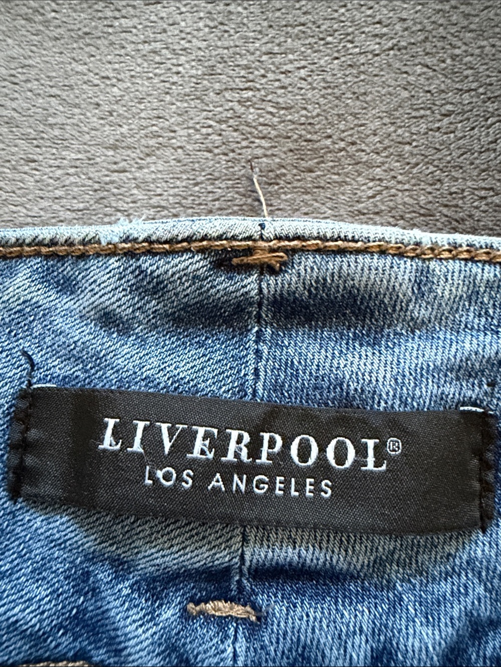 Liverpool Kennedy Hi-Rise Straight Jeans 18W Light Wash Stretch Denim - Picture 2 of 8